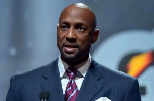 alonzo-mourning-high-school-gatorade-national-athlete-of-the-year-awards-850x560