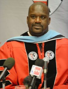 shaquille-o-neal-receives-doctoral-degree-11