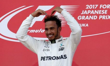 Lewis Hamilton has ended speculation over his short-term future after signing a year-long deal with the Mercedes Formula One team.