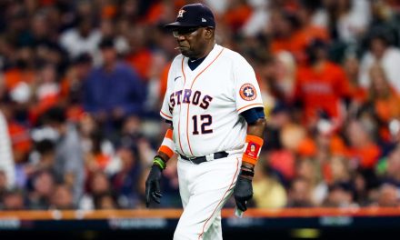 Astros Manager Dusty Baker recognized by Baseball America after post-scandal World Series berth